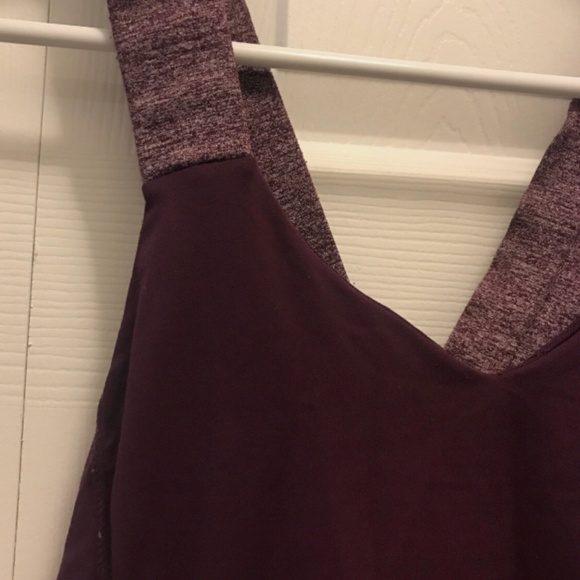 Lululemon Tank Top Burgundy Support Cross Back Thick Straps Sz 4 no pads - Picture 3 of 6